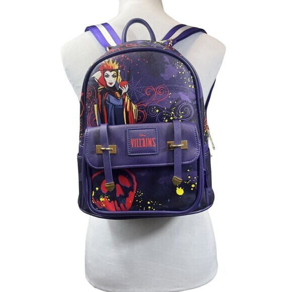 Wondapop Handbags - WondaPOP-Disney Mini Backpack Villain Evil Queen Black Light Excellent Condition